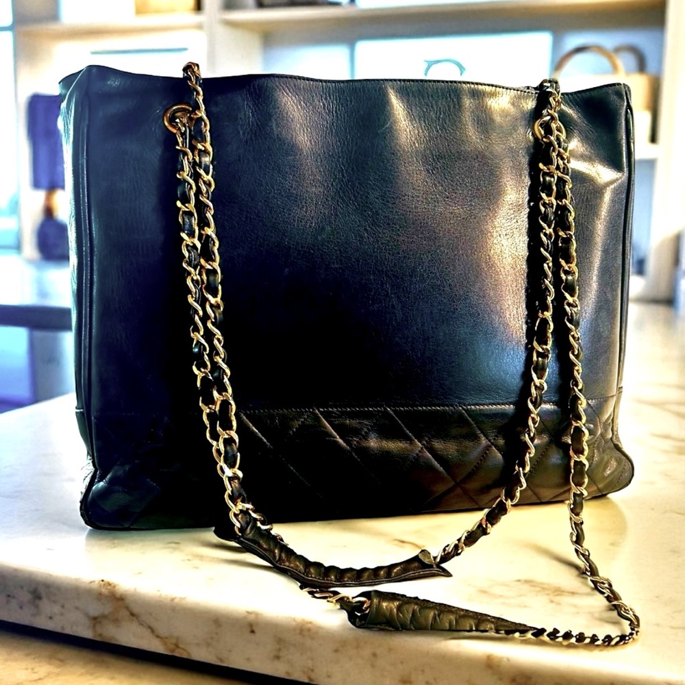 Chanel Navy Blue Lambskin Quilted Gold Chain Tote Bag made in France Authentic - Picture 8 of 16